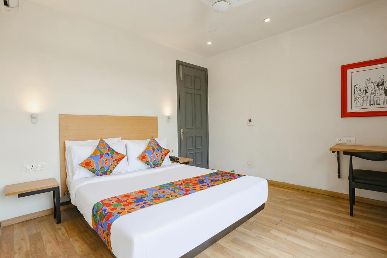 Fabexpress D2 Paschim Vihar Hotell Delhi  Eksteriør bilde