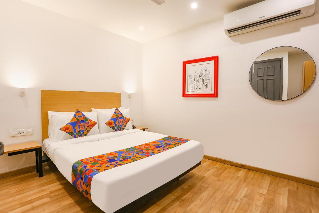 Fabexpress D2 Paschim Vihar Hotell Delhi  Eksteriør bilde